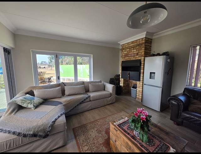 3 BEDROOM HOUSE FOR SALE IN LASIANDRA